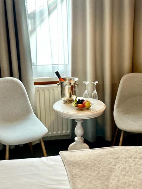 Hotel De La Ruine Valkenburg aan de Geul Екстериор снимка